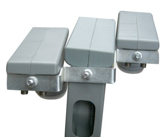 3-LNB Bracket for 24 in (60 cm) Round Dish for 110, 118/119, and 129 W