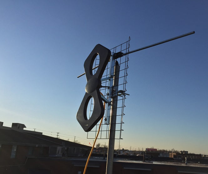 Focus Antennas HD Long Range Indoor/Outdoor HDTV Antenna (BEST-2V) ***30 Days Money Back Warranty***